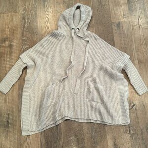 Anthropologie Woman’s Cream Hooded Sweater Size Large